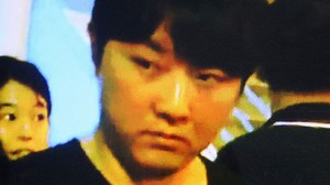 ,IS THIS KIM JON CHUL, LEAVING AN ERIC CLAPTON CONCERT?