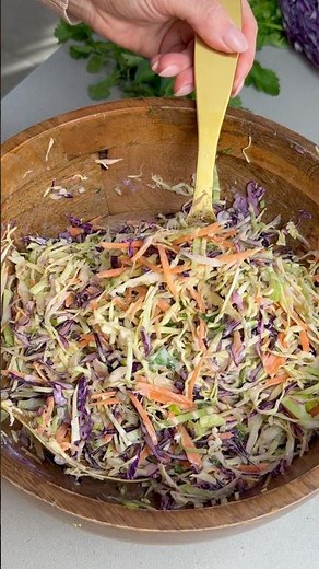 The BEST Spicy Coleslaw You’ll Ever Make! 🥬🌶️