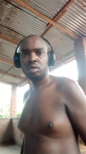 etienne (@etienne6274)’s videos with original sound - Life_🇷🇼