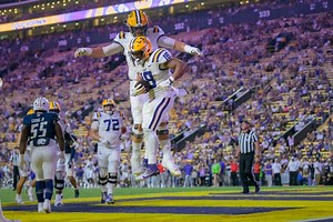Where to watch LSU vs Arkansas football streaming free today; TV channel, spread, game odds