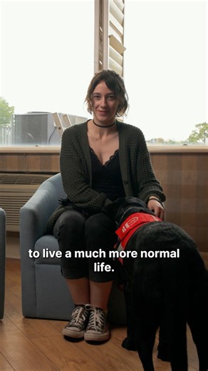 Meet Emma, Chris’s daughter, and her Dog Guide, Ecco. 💙 Since being matched in November 2022, Ecco has completely transformed Emma’s life. 🐾 With Ecco by her side, Emma is able to live independently, something that would not have been safe without her Diabetes Alert Dog Guide. Ecco’s incredible skills, like fetching juice boxes when her blood sugar drops and barking for help when needed, keep her safe and give her family peace of mind. Together, they are a wonderful example of how a Dog Guide