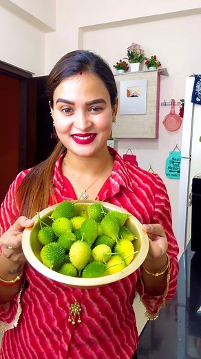 Mankada khae kankada kasi #reels #veg #vegcurry #lunch #odiavlog #vlog #minivlog #odiaminivlog #odia #odiasong #lunchbox | Priyanka Lenka