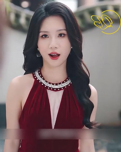 704K views · 10K reactions | ម្តាយក្មេកម្នាក់ក្លែងខ្លួនដើម្បីសាកល្បងអារម្មណ៍កូនប្រសារស្រីរពិសរបស់គាត់ ធ្វើឱ្យមុខរបស់គាត់ស្ពឹកនៅអាកាសយានដ្ឋាន ភាគ5 | TEST API | Facebook