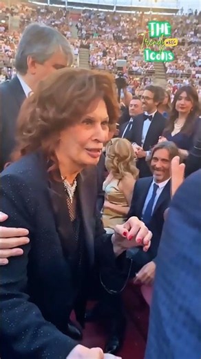 Sophia loren Meeting Old Friend At Her Event #sophialoren