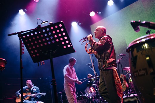 The Beta Band remained wonderfully weird and groovy at 1st NYC show in 23 years (Brooklyn Steel review, pics, setlist, video)