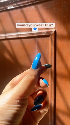 Sky Blue Nail Polish on Natural Nails 💙 (So Glossy!)