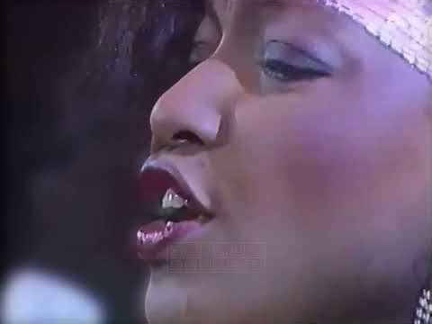 “Let The Music Play” - Shannon - 1983 (HQ HD) Dj Gus (Extended 12” Vinyl Remix) 2 video mix (edited)