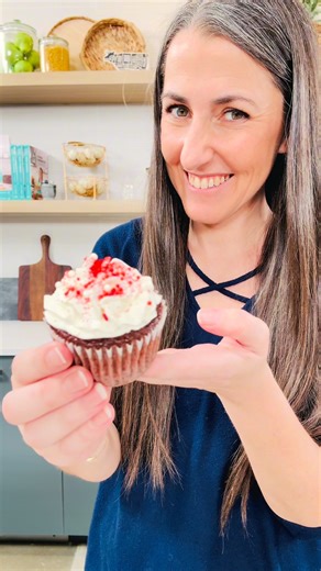 These Most Amazing Red Velvet Cupcakes are perfect for Valentine’s Day! Rich, moist, and topped with that dreamy cream cheese frosting. They’ve got the perfect balance of cocoa and sweetness, with that classic deep red color that just feels festive. Whether you're baking for someone special or just treating yourself, these cupcakes are always a hit. https://thestayathomechef.com/red-velvet-cupcakes/ | The Stay At Home Chef