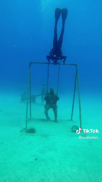 Underwater Madness: Dive into the Ocean Adventure