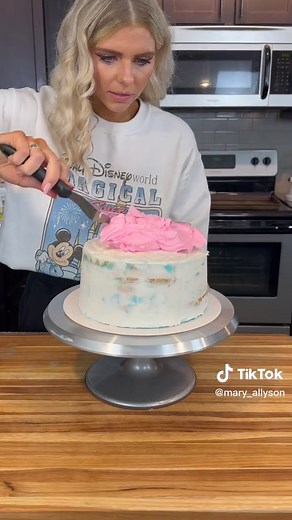 Phoebe Makeover Cake Decorating Ideas and Techniques