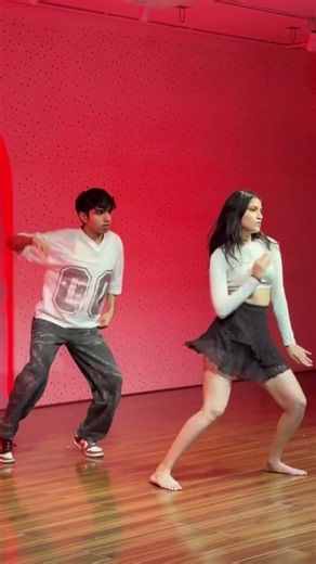 Touch Me song #shots #danceform #reel #bolleywoodsong #instagram #dance #shortsvideoviral #VITA