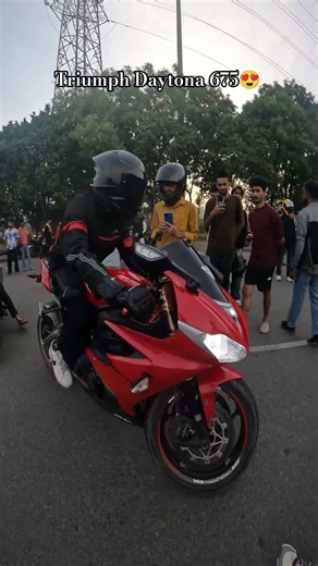 Triumph Daytona 675 😍 #rarebikes #triumph #daytona #automobile #bikelover #bikelife #rider