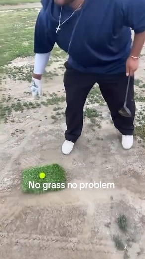 No grass, no problem 🤣 | Golf Glee