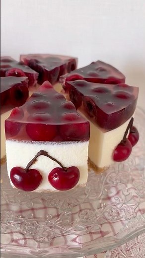 American cherry no-bake cheesecake #nobakecheesecake #homemadecake #fruitjelly #easydessertrecipe...