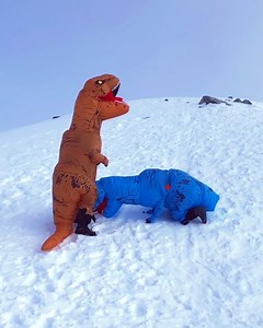 118K views · 97 reactions | Auch in Korea sind die Menschen auf den Geschmack von Active O2 gekommen. Ob sie sich beim ersten Treffen auch vor unseren Flaschen verneigen? 樂 #ActiveO2 #GoPlayOutside | Active O2 | Facebook