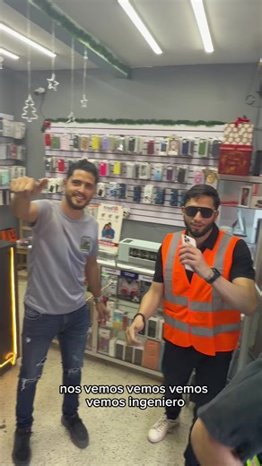 Que opinan ustedes de los chalecos reflectivos 🤣😂😬 #Supercell #Talanga #0824 #SIRIA #CEDROS