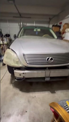 This Lexus ls430 is lookin rough!!! Can yall guess what plans I might have for this one👀 #lexus