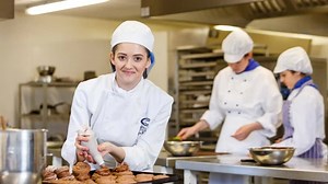 Does your son or daughter want an alternative to college or sixth form? Do they want a stepping stone to start a career now? The Alverton Hotel are offering a fantastic opportunity, to work at one of the top hotels in Cornwall, for a Commis Chef Apprentice. We have apprenticeship vacancies across Cornwall where you can take your first step into your chosen career! | Cornwall College | Facebook
