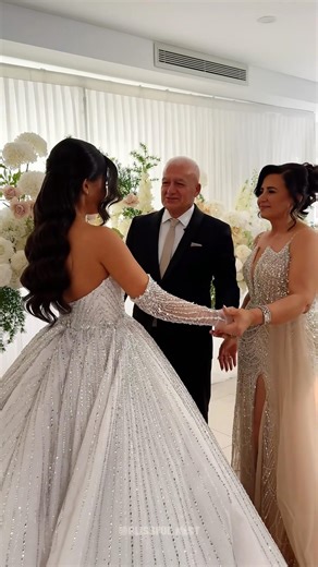 If You’re Happy… I’ll Be the One Crying First#friends #emotional #firstlook #fyp #wedding