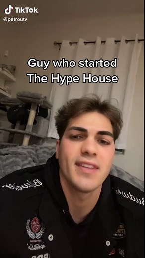 Thomas Petrou (@petroutv)’s video of hype house