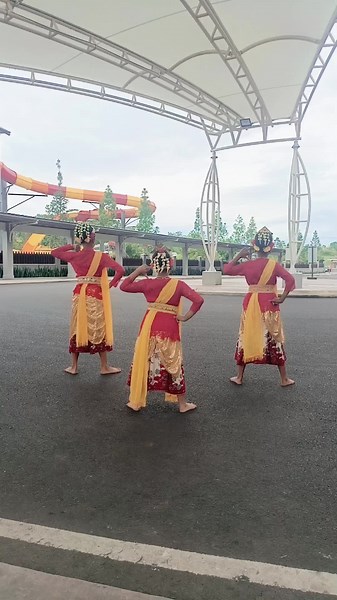 kania azmi (@kania_azmi)’s videos with JABLAY 2 COVER EDB PRO - EDB Pro Channel