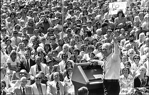 Broadway Plaza Turns the Big 6-0