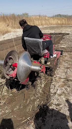 #履带微耕机 #多功能履带微耕机 #Tracked #水旱两用履带微耕机 #果园大棚管理旋耕机 #Orchard greenhouse crawler micro-tiller#rotary cultivator