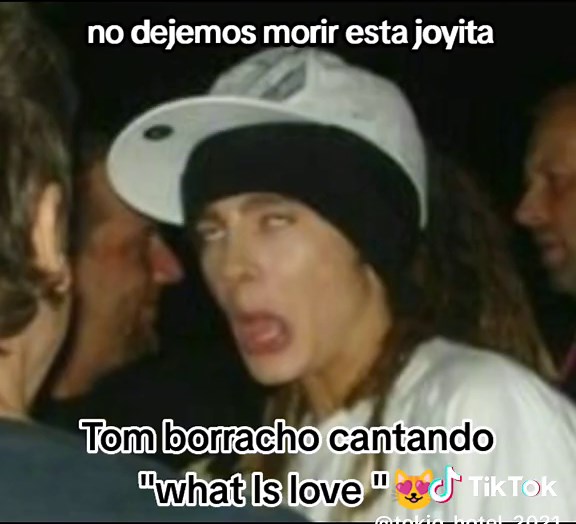 BA RIS LOS?😍 #tokiohotel #contenido #ponmeenparati #asmeviral #viral #foryoupage #viraltiktok #fypシ #fypシ #fypシ゚viral #parati #foryou #borracho #drunk #ponmeenparati #denlelikexfavor #tiktok #tiktokponmeenparati #tomkaulitz #tomkaulitzedit #tomkaulitztokiohotel #song #whatislove