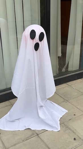 130K views · 198 reactions | DIY ghost decorations for Halloween | Travel Addict | Facebook