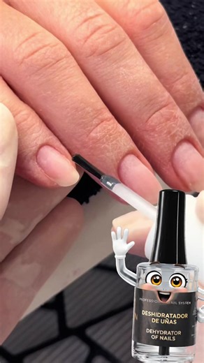 Clases gratis de Uñas Acrílicas, Polygel y Softgel