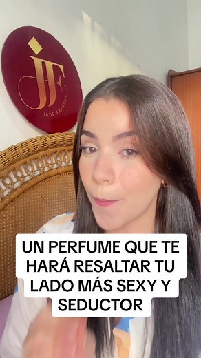 Roses Musk de Montale🩷 Es una fragancia de la familia olfativa Almizcle Floral Amaderado para Mujeres. Roses Musk se lanzó en 2009. La Nariz detrás de esta fragrancia es Pierre Montale. La agradable y embriagadora fragancia de Roses Musk presenta notas de almizcle, rosa y jazmín para una fragancia inolvidable. #perfumes #perfumesimportados #perfumesfemininos #perfumesmasculinos #perfumesoriginales #perfumeshop #montale #montaleparis #rosesmusk #rosesmuskmontale