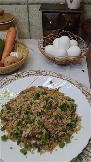 Leftover rice turned into magic! घर का Chinese = pure comfort Street-style Egg Fried Rice at home