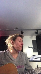 Martha Wainwright se prepare pour son direct demain soir 20h, enregistré depuis URSA mtl ! Martha Wainwright is getting ready for tomorrow night for her live stream at 8:00 p.m., recorded from URSA mtl ! | POP Montreal