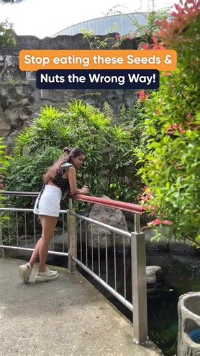 The Right Way to Eat Nuts & Seeds for Maximum Weight Loss, Gut Health & Hormone Balance 🌰✨ Are you soaking your nuts & seeds the right way? 🌱 Most people eat them wrong and miss out on their full benefits! 🥜✨ Here’s how to get maximum nutrition: ✅ Soak overnight to reduce anti-nutrients 🫙 ✅ Eat them in the right quantity & timing for better absorption ⏱️ ✅ Pair them smartly for stable blood sugar & glowing skin 🌟 Small changes = BIG results 💪💚 Save this reel and share with friends who sna