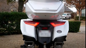 Flashing Brake Light Deceleration Warning is designed for Goldwing 1500 SE models with the spoiler LED light bar.