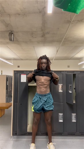 Its Up To You To Change Yur Life #physiquecheck #abs #gym #fitness