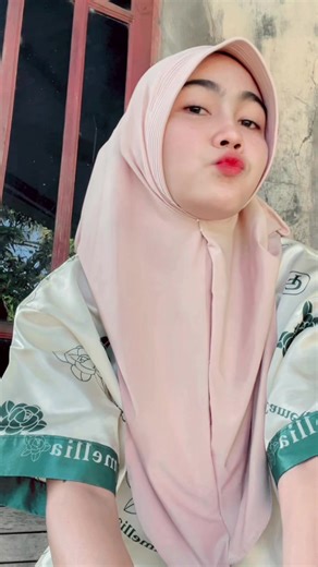 Lagu Bergek Terbaru 2025 untuk Foto dan Video