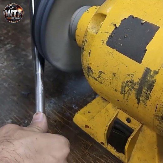 Forging HADES BIDENT out of Thread Tap