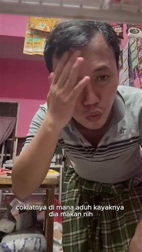 Makan Coklat #comedyshorts #komedi #mencuri #coklat