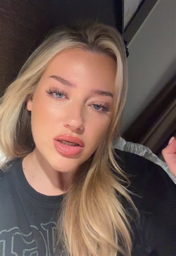 Amber Esmee 🍒 (@amberesmeee)’s videos with original sound - L