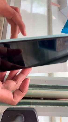 Easy way to install a screen protector #Temperglass #triktemperglass | Kang Konter
