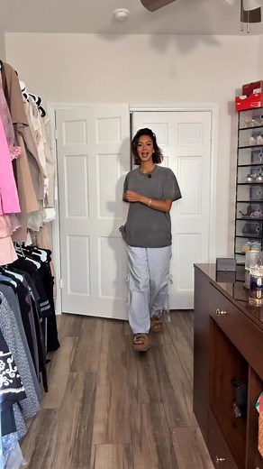 66K views · 2.3K reactions | There is room for all styles in my closet, even the simple ones. Do we prefer doing the most outfits or these? The skirts and kitten heels you can find @hm top is from @zara earrings are @amazonfashion | Rubi Yunuen | Facebook