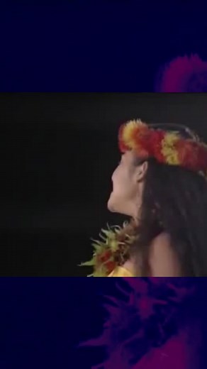 Who else is excited for the Merrie Monarch Festival? Here’s one of our favorite performances eve, Natasha Oda, Miss Aloha Hula 2001 #hula #merriemonarch #merriemonarchfestival #hulaislife