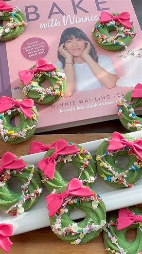 Winnie Wai-Ling Lee on Instagram: "Christmas Wreath Cookies 🎄💖 Ever seen a cookie wreath this cute… and this buttery melt-in-your-mouth? ✨💛 My piped Danish cookie wreath is all dressed up in the happiest sprinkles: my own mix from Oh Sprinkles, Winnie!, created in collaboration with @happysprinkles_ . Truly the sprinkle magic every baker needs. ✨ And yes… this melt-in-your-mouth piped Danish butter cookie recipe is inside my new book Bake with Winnie! It holds its shape beautifully (no flat, 