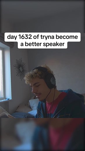 i hope to inspire everyone to stat reasing books again #books #kaicenat #snowmers