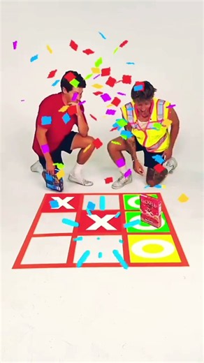 BEN AZELART vs Camhuff|Tic Tac Toe With a Twist|#shorts#benandcam#entertainment #funny#staywild