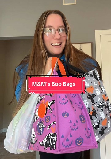 Time to make Mackenzie & Madisons Boo Bags! 🙌🏼 I had so much fun making these. #boobasket #boobags #halloween #twins #identicaltwins #twingirls #spooky #halloweenbags #marshalls #tjmax #homegoods #haul #spookyseason #fall #minnesota #mn #viralvideo