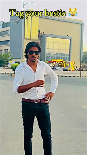 Tag Your Besties: Playful Urban Interaction