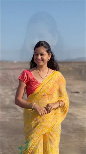 Ladachi shethani 💛 #ytshorts #dance #sanjanaravte #varshvlogs #song #ytshortsindia #saree