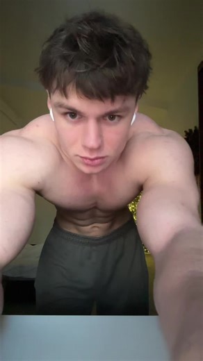 405 bench press user. | Bench Press